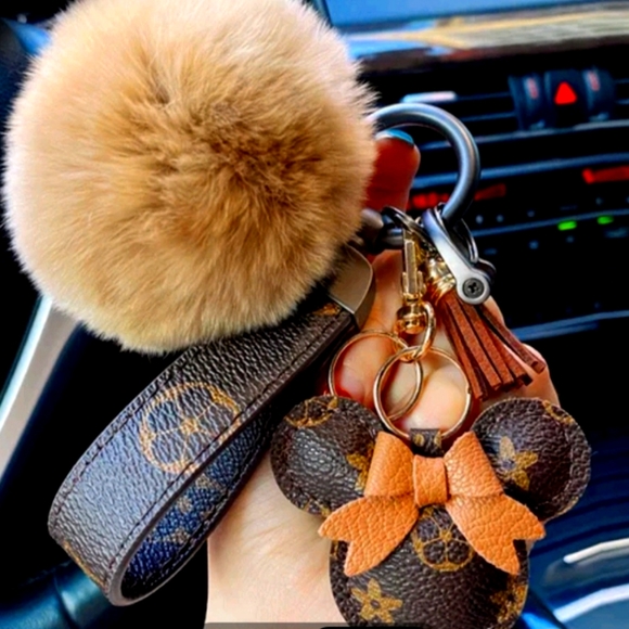 Mackey mouse key chain - Picture 1 of 1